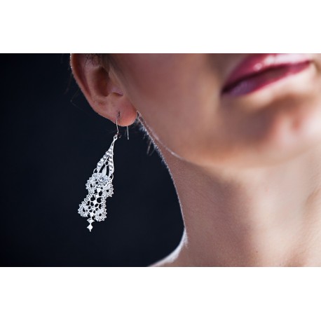 Lace Earrings with Swarovski crystals, White cod. 339