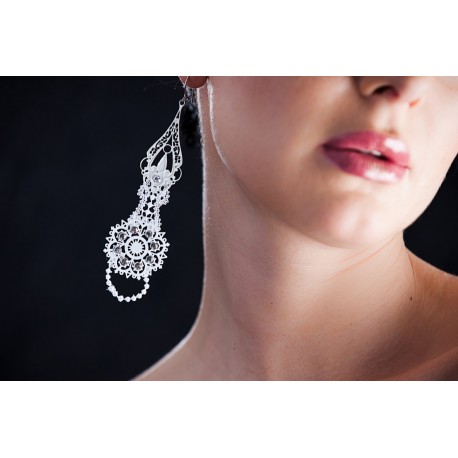 Lace Earrings with Swarovski crystals, White cod. 351