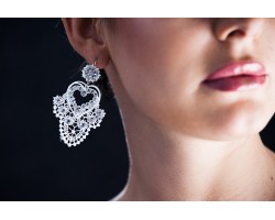 Lace Earrings with Swarovski crystals, White cod. 359