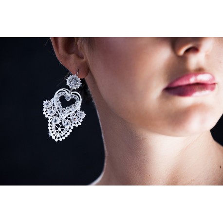 Lace Earrings with Swarovski crystals, White cod. 359