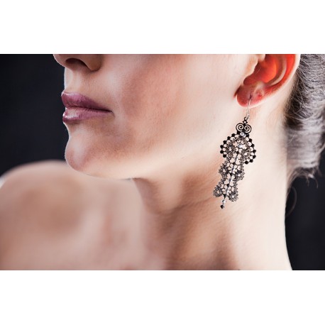 Lace Earrings with Swarovski crystals, Black, cod. 395