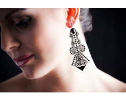 Metal and Lace Earrings with Swarovski crystals, Black, cod. 442