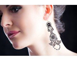 Metal and Lace Earrings with Swarovski crystals, Black, cod. 449