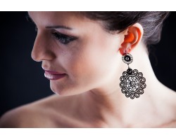Orecchini Metallo e Pizzo con Strass Swarovski, Nero, cod. 456