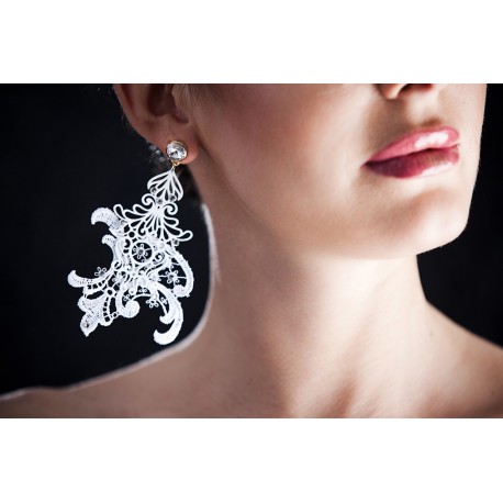 Lace Earrings with Swarovski crystals, White cod. 344